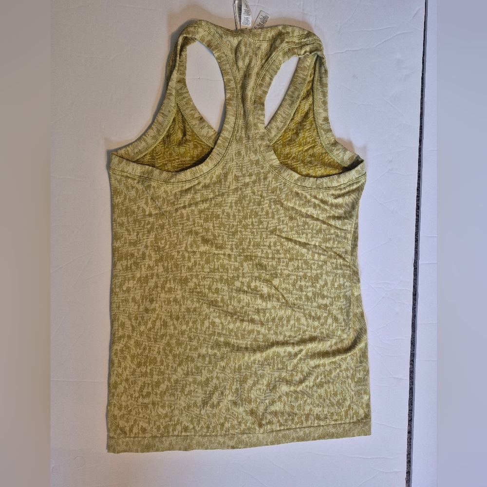 Athleta Momentum Tank Sz XS - Picture 3 of 3